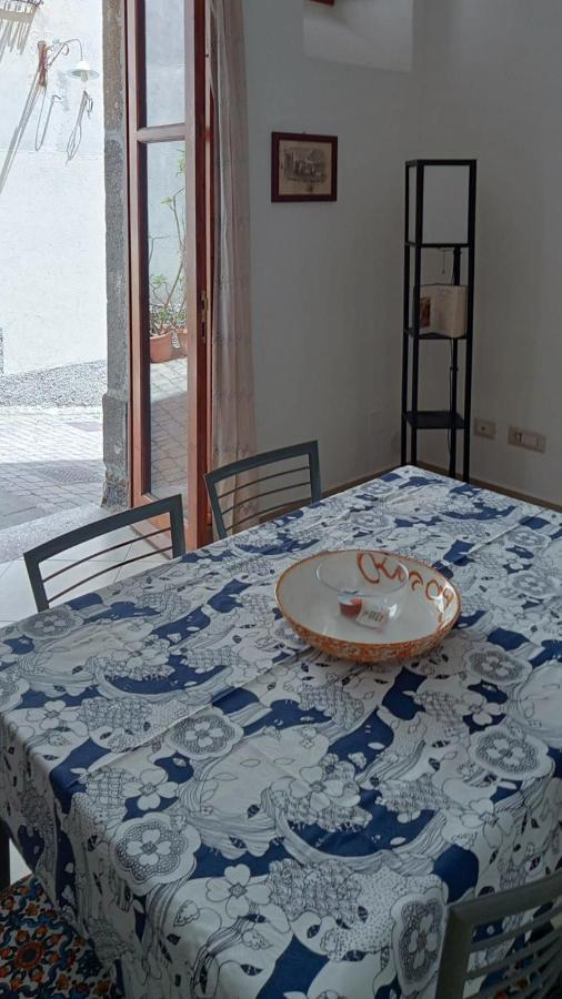 Casa Vacanza U Curtigghiu Lipari  Exterior foto